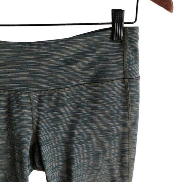 Athleta Cropped Pants Size Medium - Picture 2 of 7